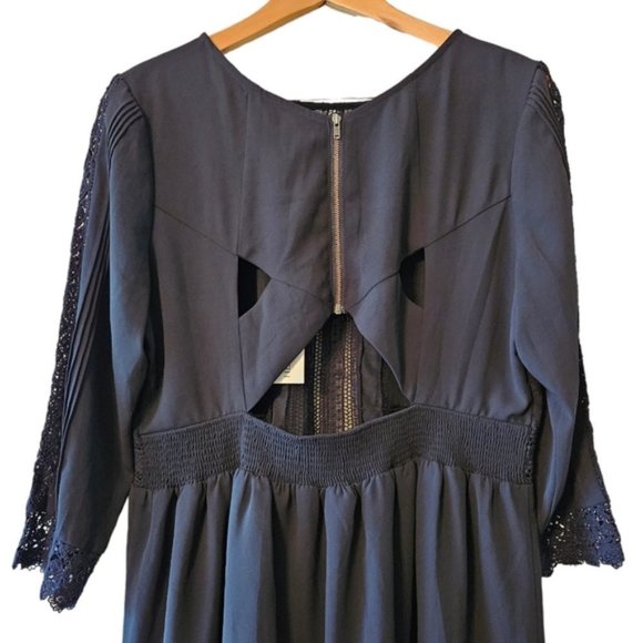 Revolve Heartloom Aimee Lace Mini Dress Cutout Quarter Sleeve Black Dress Size L - Picture 11 of 16